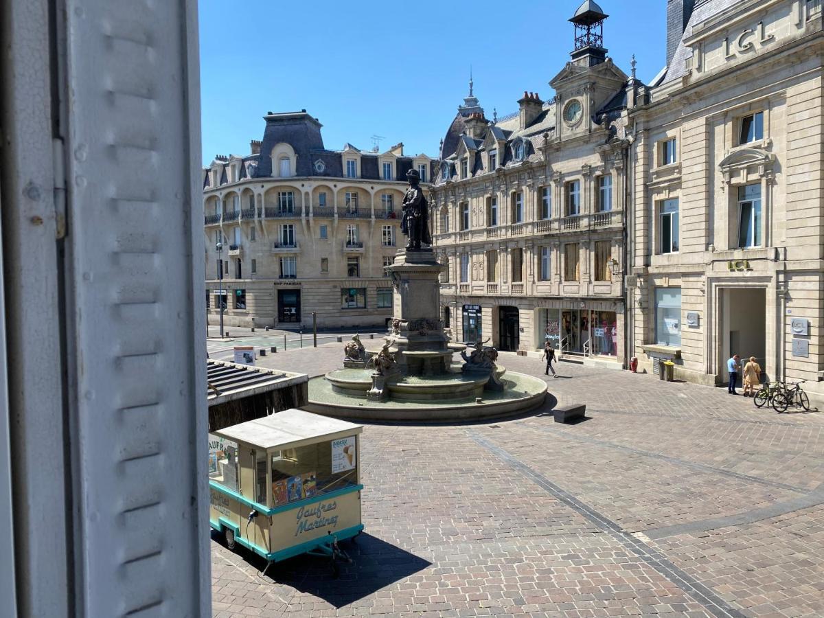 Charleville-Mézières Le Gonzague, Appartement Hyper-Centre Tout Confort. מראה חיצוני תמונה
