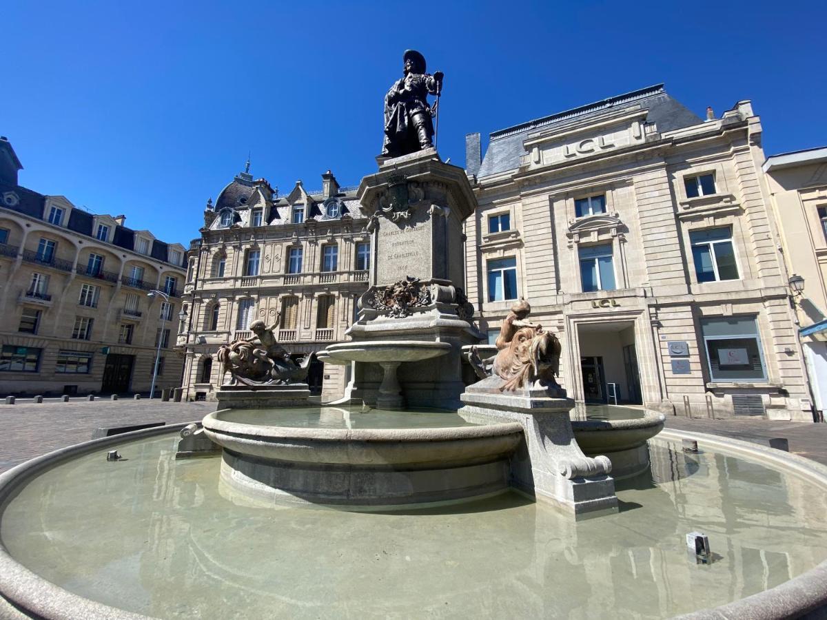 Charleville-Mézières Le Gonzague, Appartement Hyper-Centre Tout Confort. מראה חיצוני תמונה